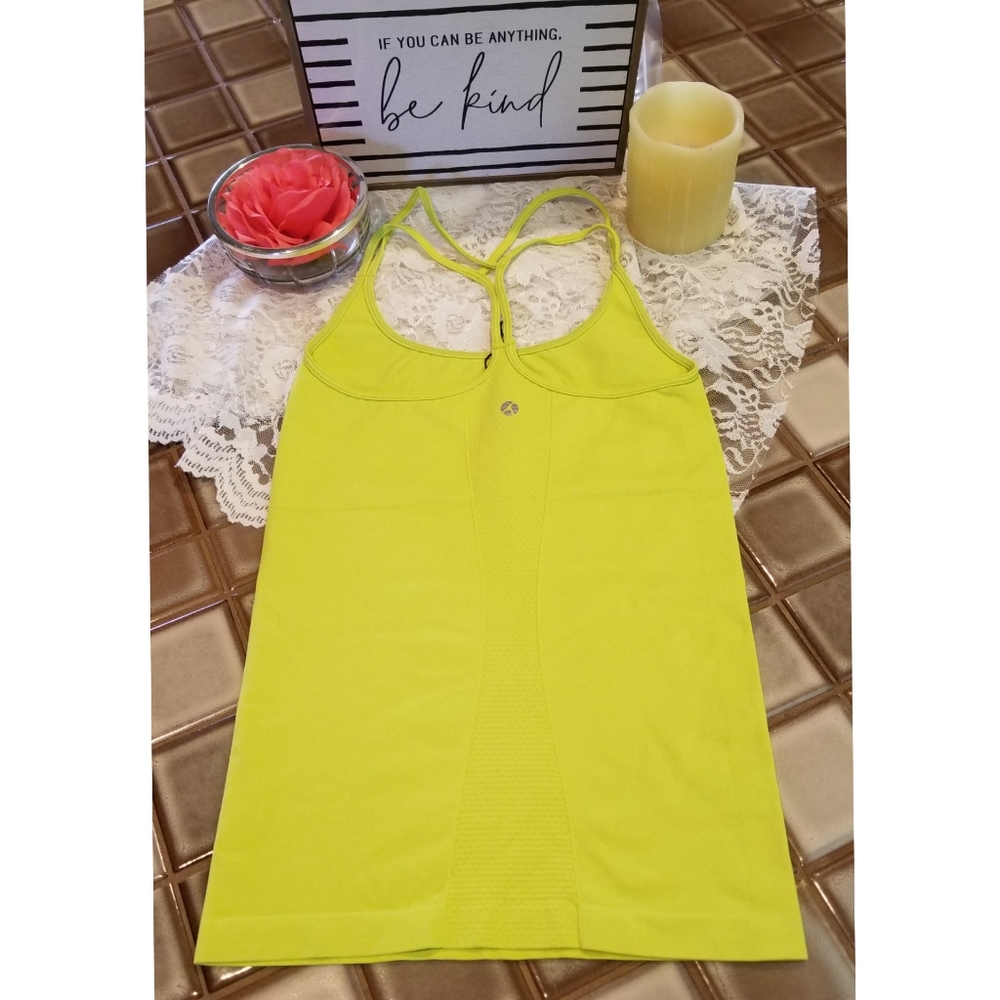 [NEW] Avocado Brand Strappy Back Workout Tank - Picture 12 of 16